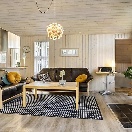 Beautiful In With Sauna Semesterbostad